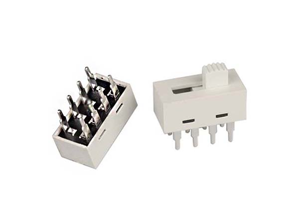 {三檔開關 SS-23H30 塑膠直插 撥動開關 width=